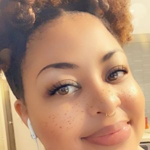 Meet your Posher, Brandi